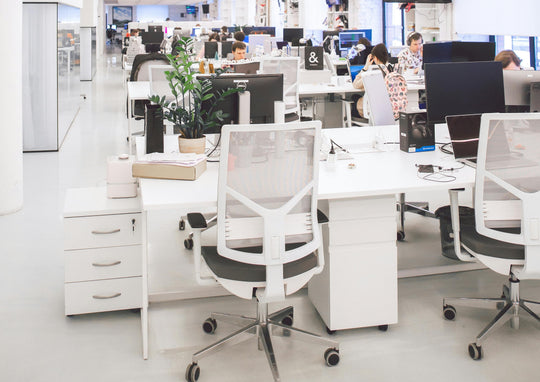 The Ultimate Guide to Choosing the Right Office Furniture (Pexels)