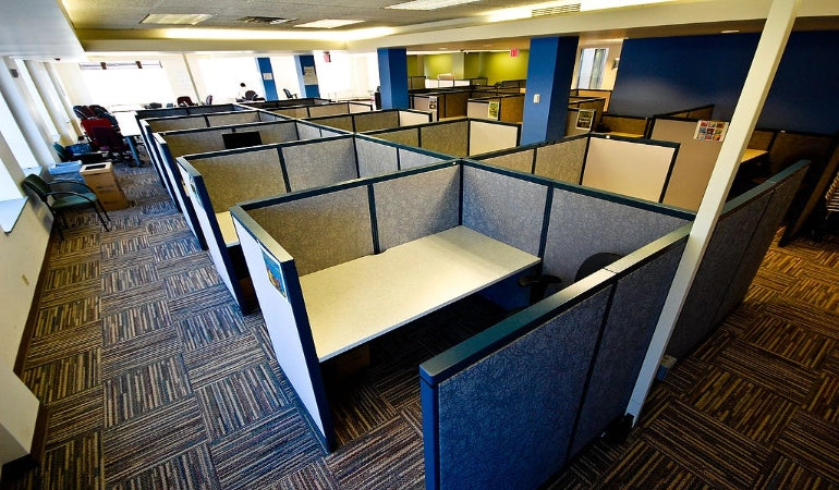 Tata Ruang Kantor Tertutup: Definisi, Kelebihan & Contohnya